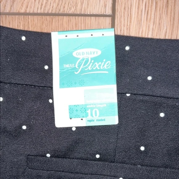 NWT - Old Navy Black Pixie Polka Dot Ankle Pants - Picture 7 of 9